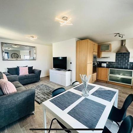 2 Bed Modern Apartment Swansea Exteriér fotografie